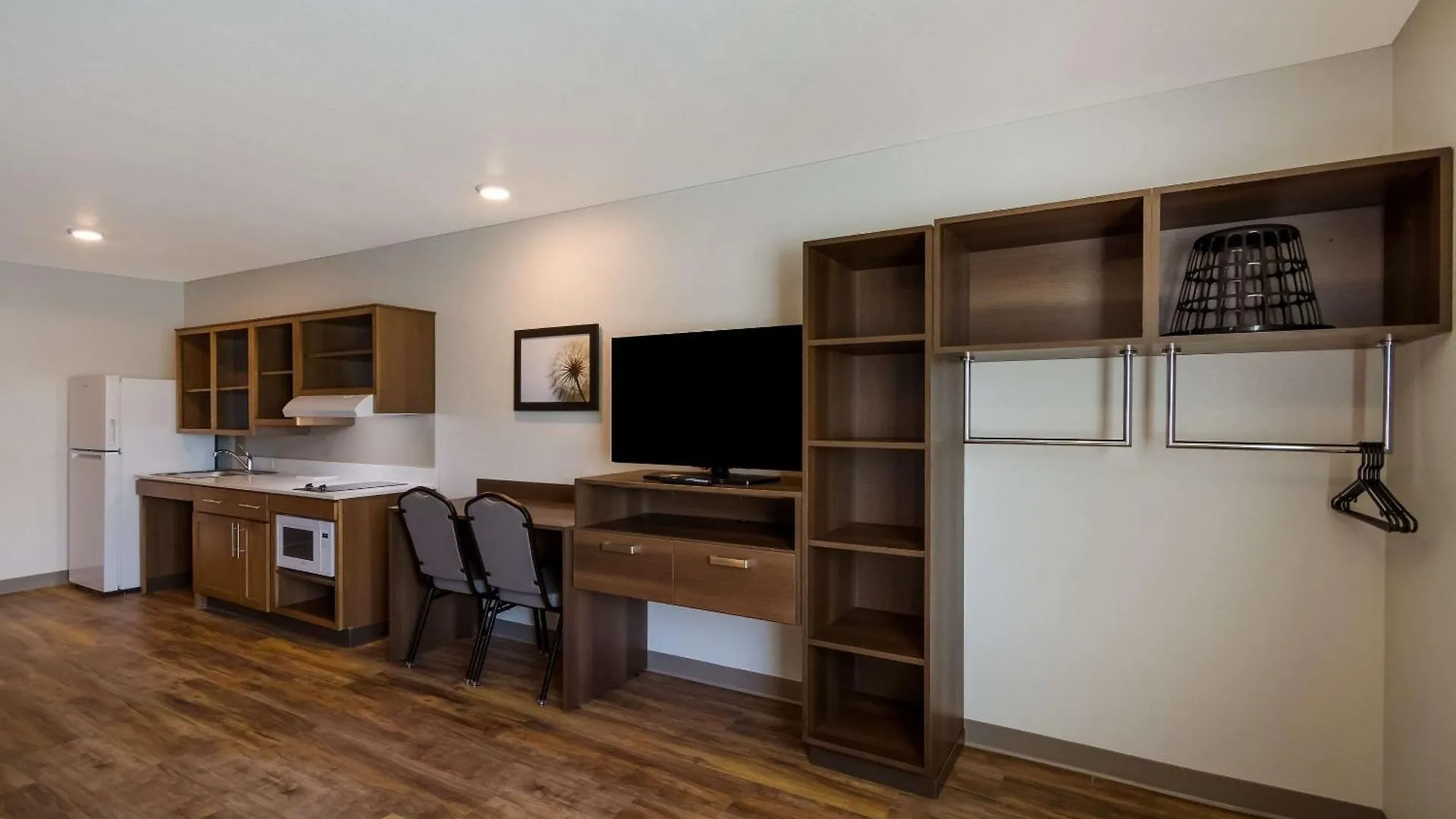 Woodspring Suites Panama City Beach 어퍼그랜드라군